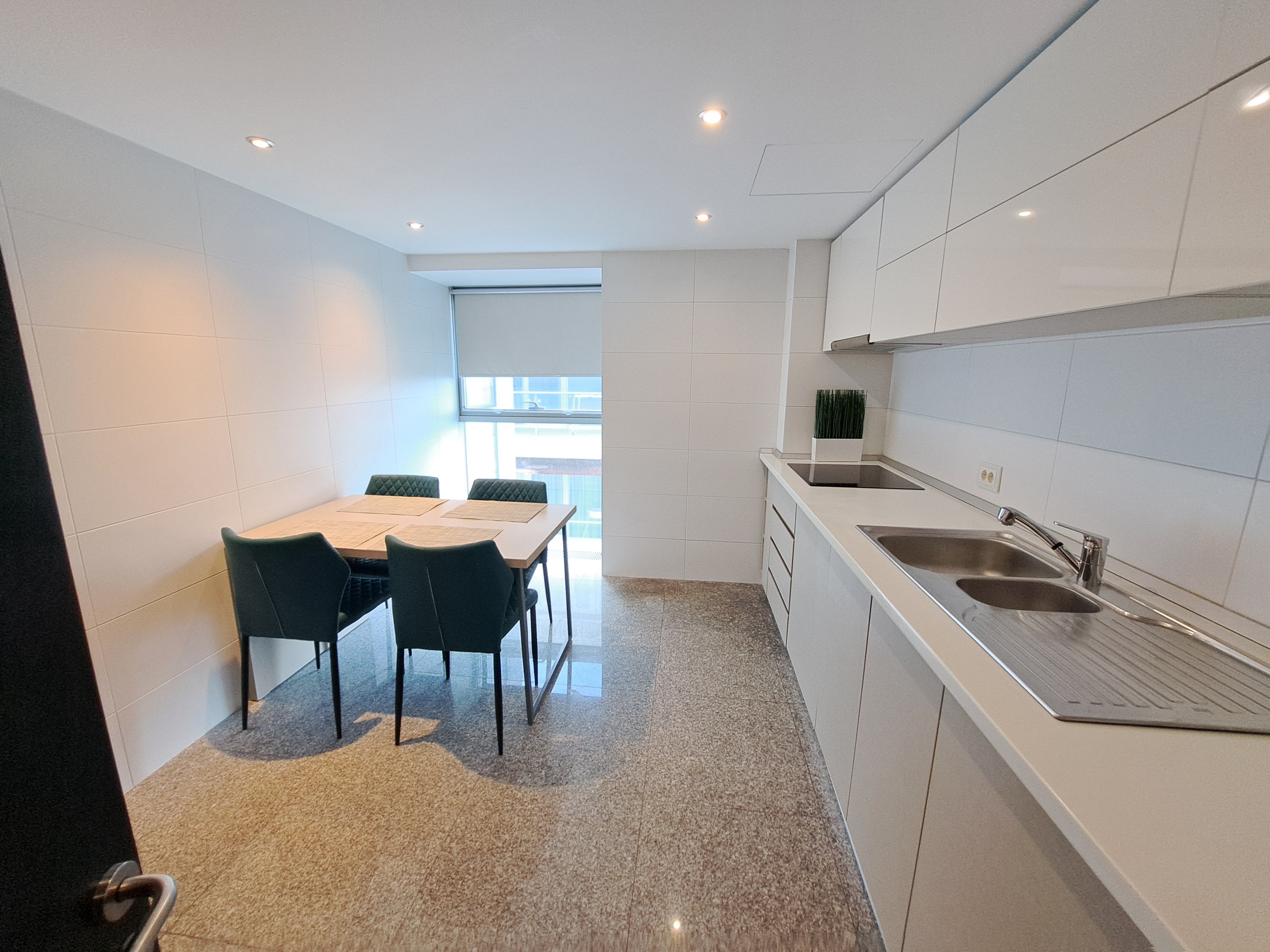 Apartament premium 82,16 mp  Alia Apartments  Arcul de Triumf